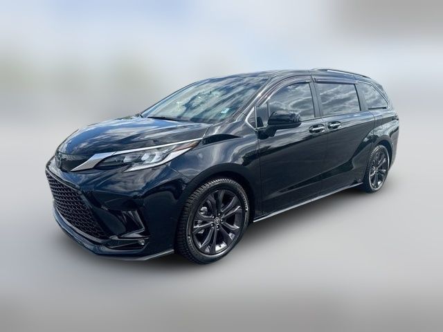 2022 Toyota Sienna XSE
