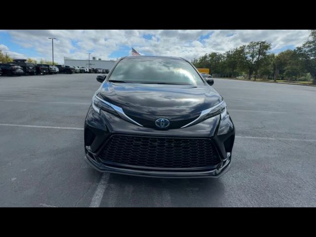 2022 Toyota Sienna XSE