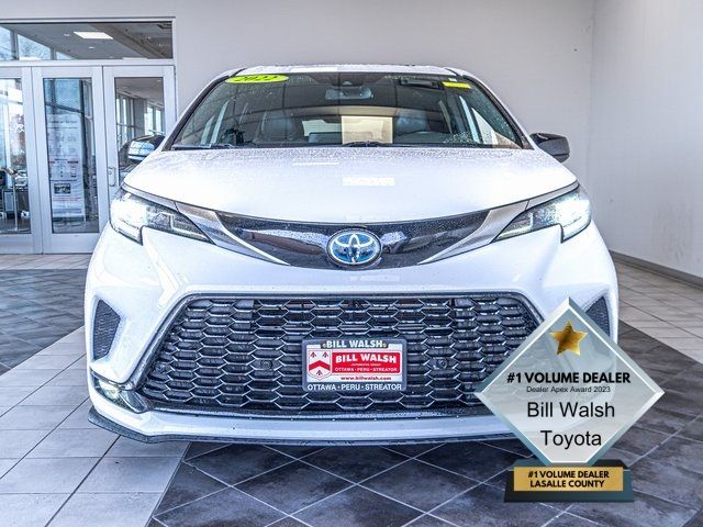 2022 Toyota Sienna XSE