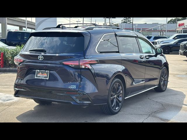 2022 Toyota Sienna XSE