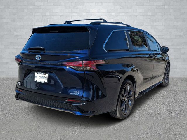 2022 Toyota Sienna XSE