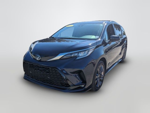 2022 Toyota Sienna XSE