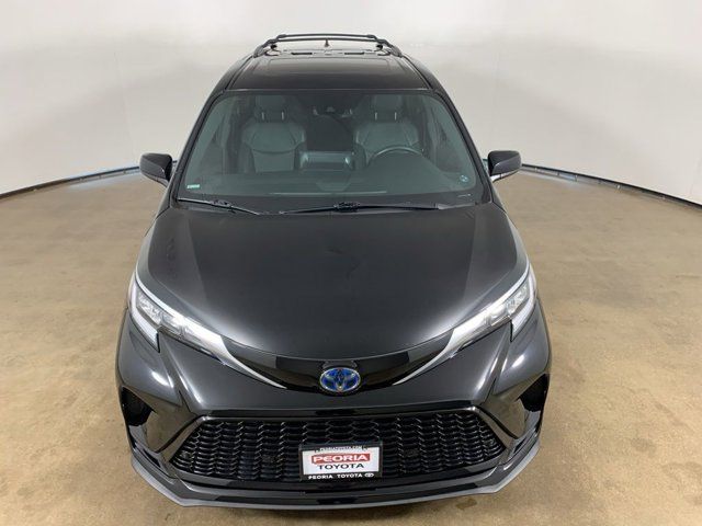 2022 Toyota Sienna XSE