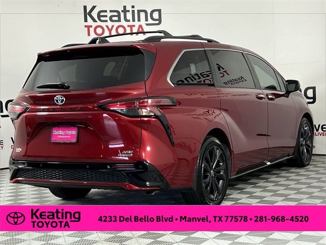 2022 Toyota Sienna XSE