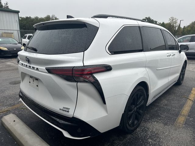 2022 Toyota Sienna XSE