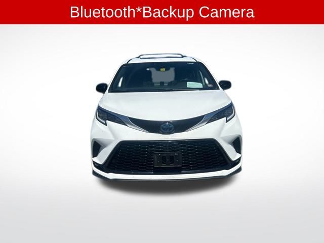 2022 Toyota Sienna XSE