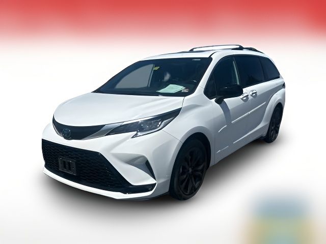 2022 Toyota Sienna XSE