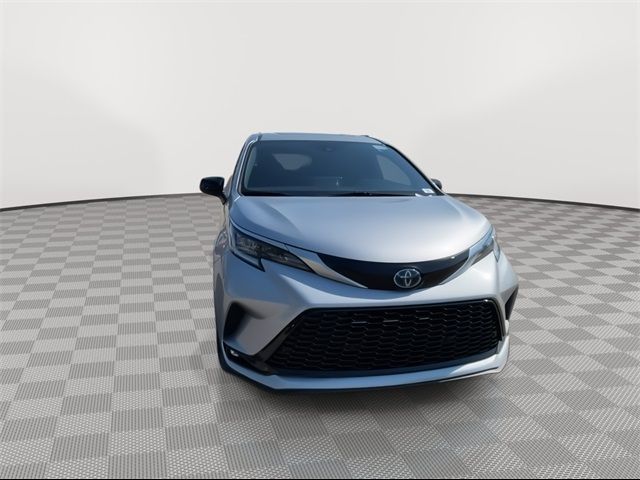 2022 Toyota Sienna XSE