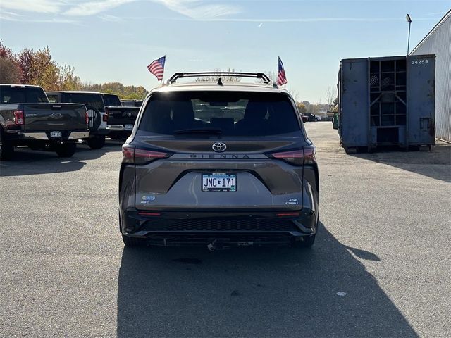 2022 Toyota Sienna XSE