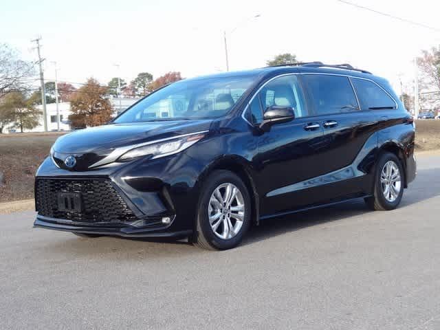 2022 Toyota Sienna XSE