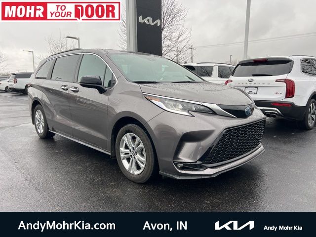 2022 Toyota Sienna XSE