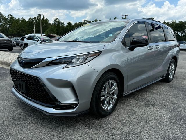 2022 Toyota Sienna XSE