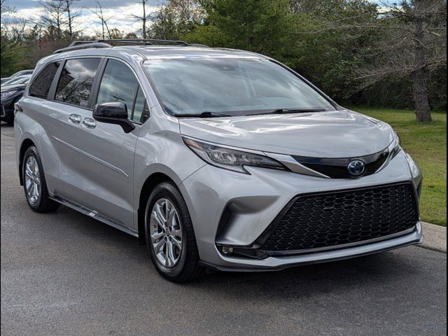 2022 Toyota Sienna XSE