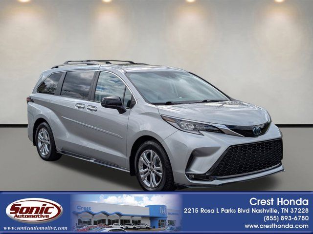 2022 Toyota Sienna XSE