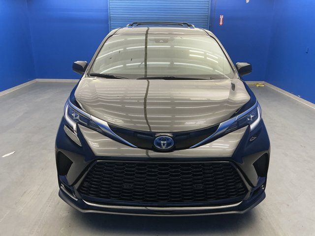 2022 Toyota Sienna XSE