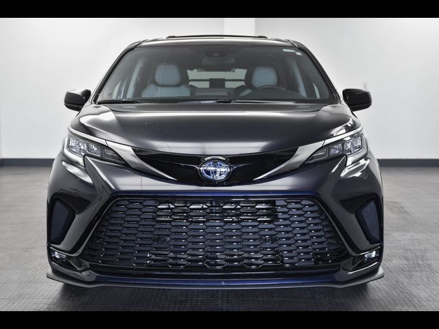 2022 Toyota Sienna XSE