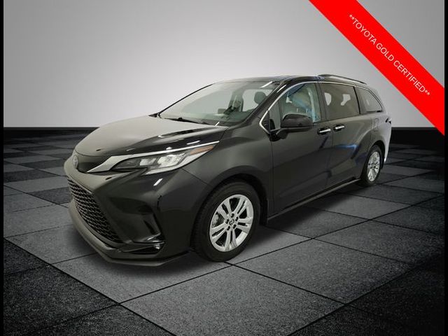 2022 Toyota Sienna XSE