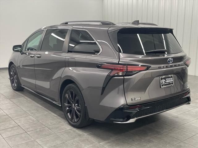 2022 Toyota Sienna XSE