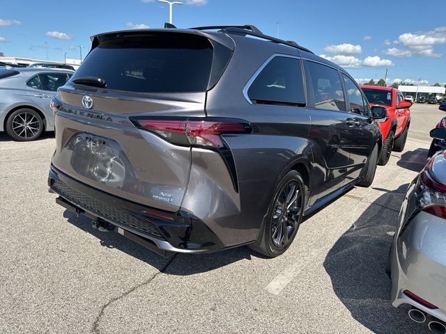 2022 Toyota Sienna XSE