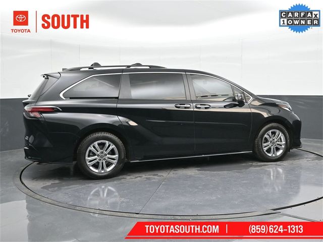 2022 Toyota Sienna XSE