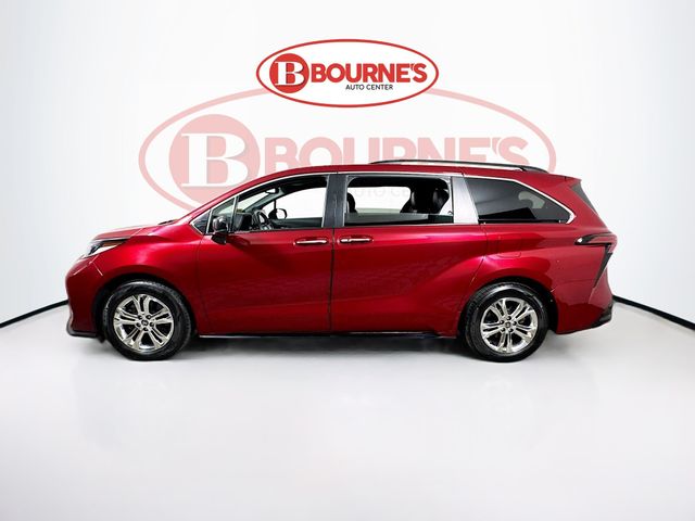 2022 Toyota Sienna XSE