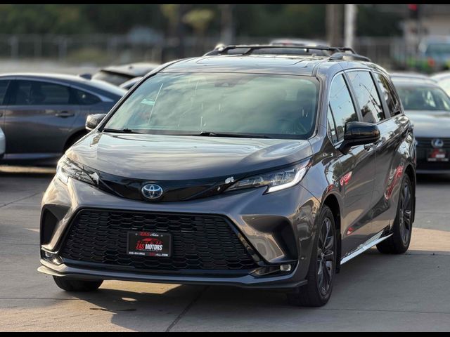 2022 Toyota Sienna XSE