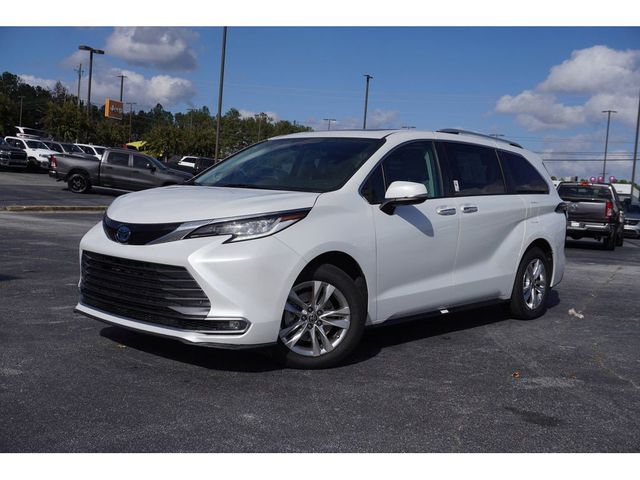 2022 Toyota Sienna Limited