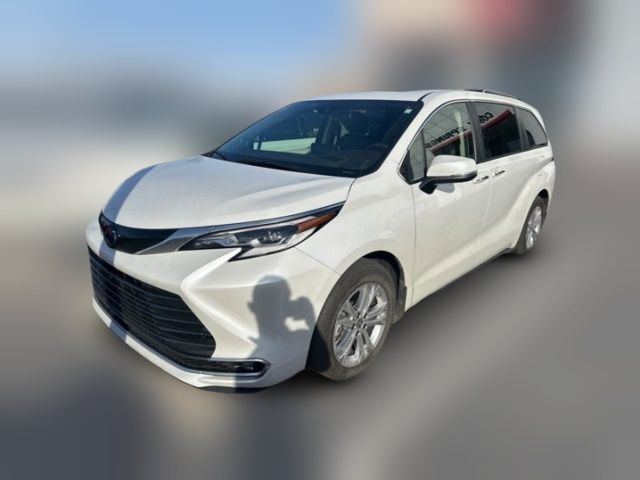 2022 Toyota Sienna Platinum