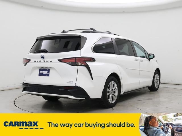 2022 Toyota Sienna XSE