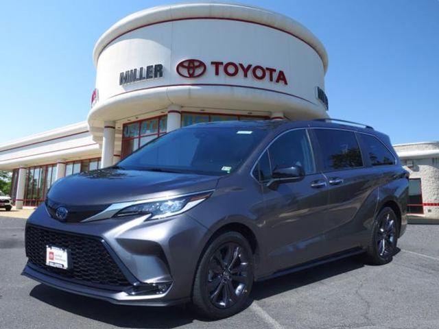 2022 Toyota Sienna XSE