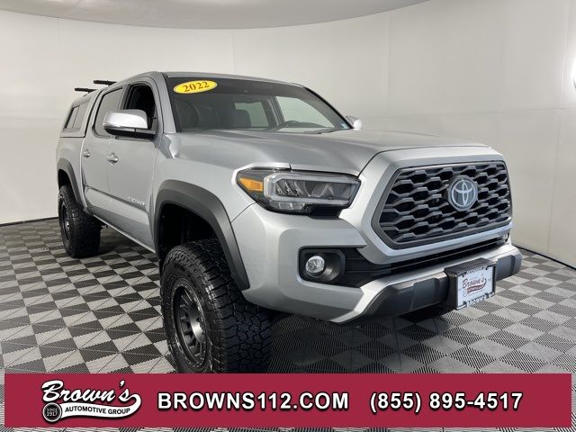 2022 Toyota Tacoma SR