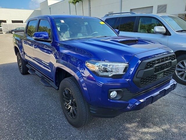 2022 Toyota Tacoma TRD Sport