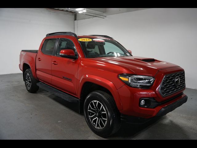 2022 Toyota Tacoma SR