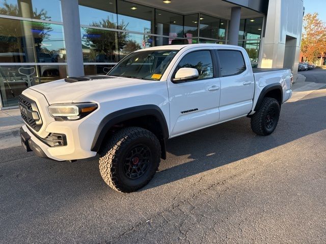 2022 Toyota Tacoma SR