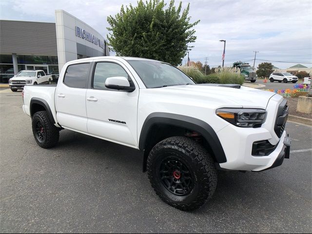 2022 Toyota Tacoma SR