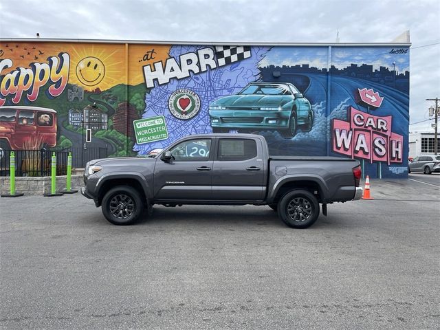 2022 Toyota Tacoma SR