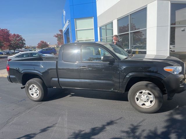 2022 Toyota Tacoma SR