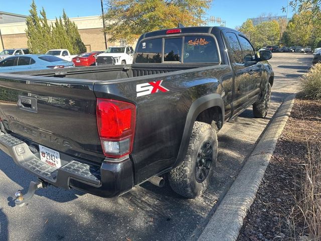 2022 Toyota Tacoma SR