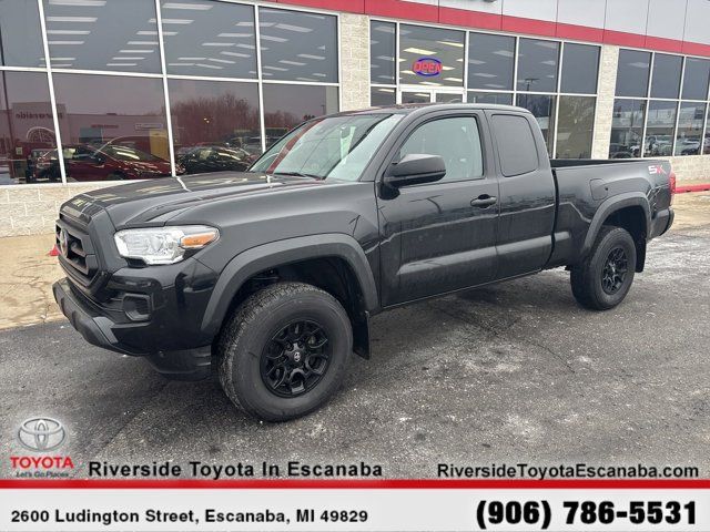 2022 Toyota Tacoma SR