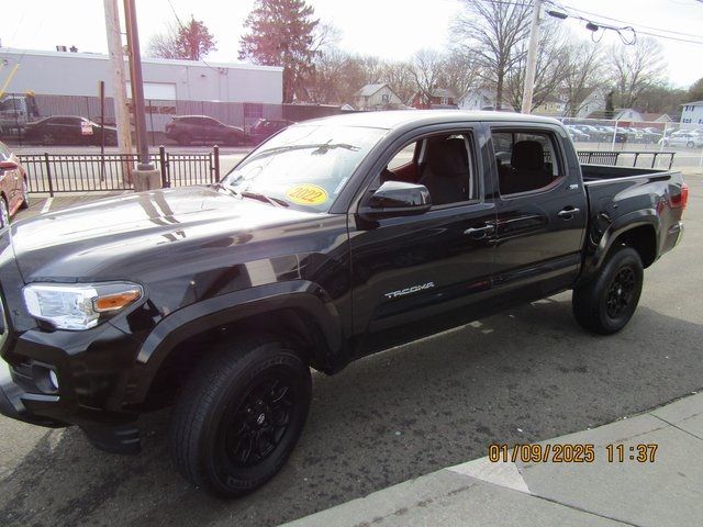 2022 Toyota Tacoma SR5