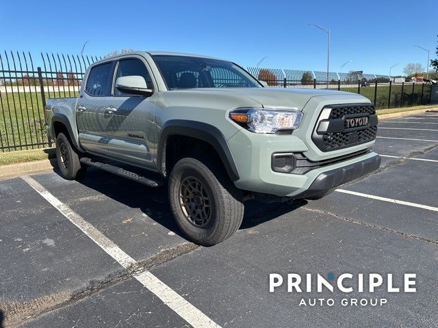 2022 Toyota Tacoma SR