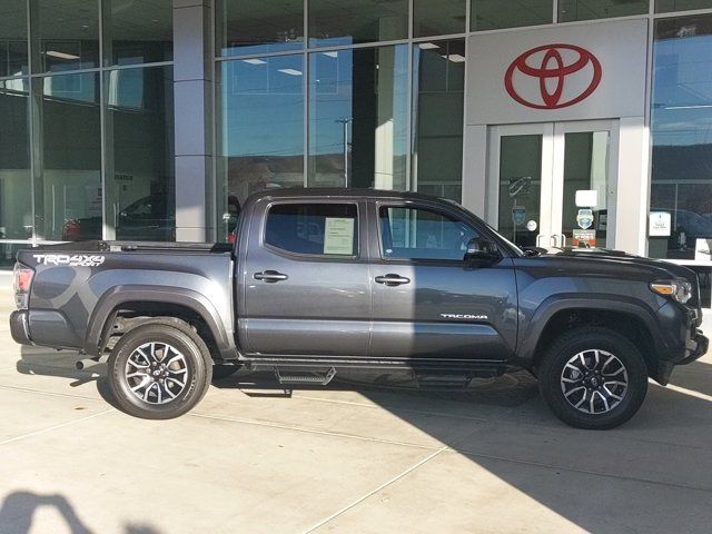 2022 Toyota Tacoma SR