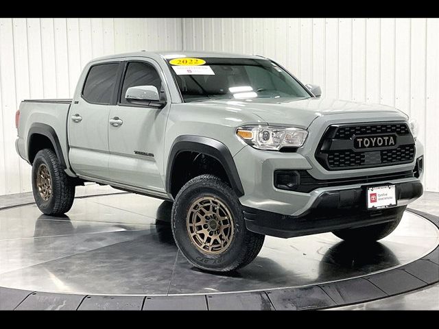 2022 Toyota Tacoma SR5