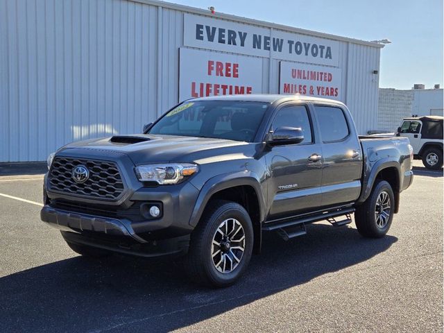 2022 Toyota Tacoma TRD Sport