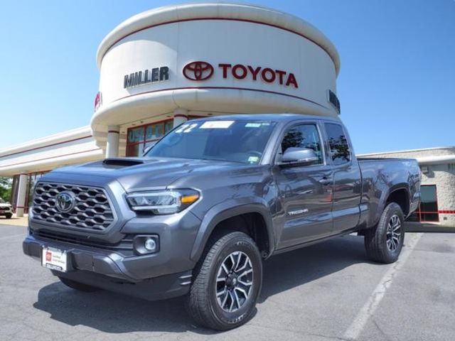 2022 Toyota Tacoma TRD Sport