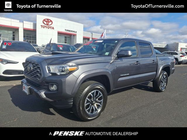 2022 Toyota Tacoma SR