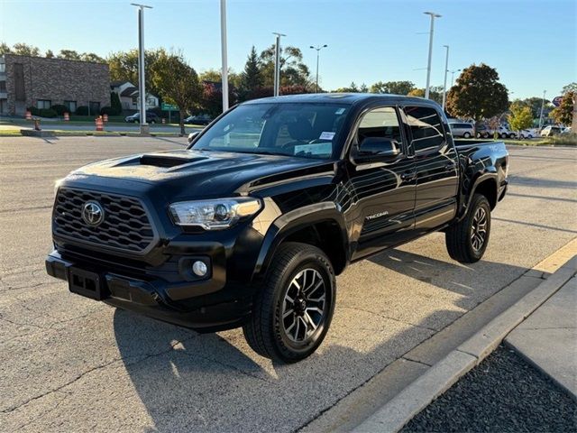 2022 Toyota Tacoma TRD Sport