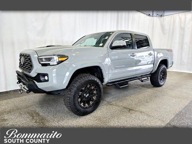 2022 Toyota Tacoma TRD Sport