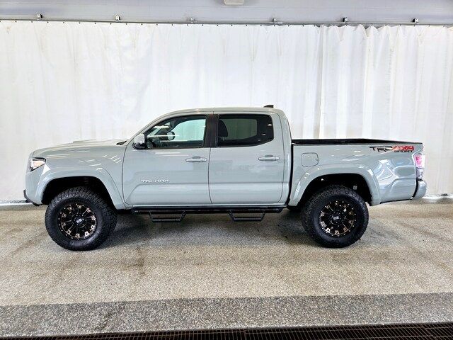 2022 Toyota Tacoma TRD Sport