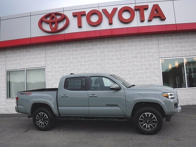 2022 Toyota Tacoma TRD Sport